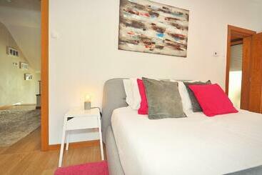 پانسیون Cosy Bedrooms Guest House