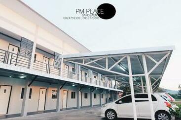 مُتل Pm Place
