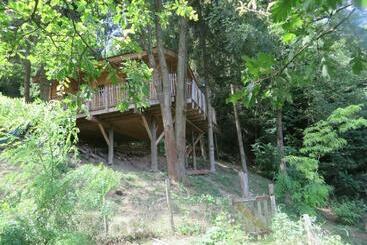 住宿加早餐  La Cabane Aux Sapins