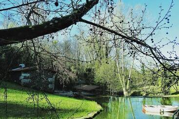 هتل Quinta Da Chouza Agroturismo E Enoturismo