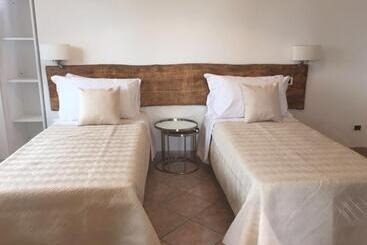 ベッドアンドブレックファースト Villa Charme