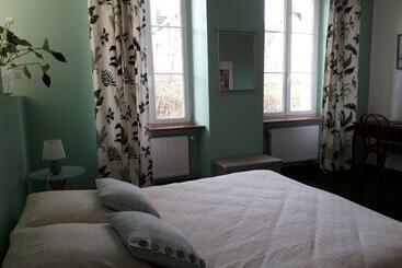 مبيت وإفطار Ambiances Chambres D  Hôtes