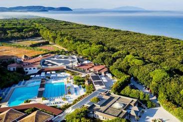 هتل Garden Toscana Resort