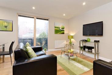 هتل Hamilton Centre Apartments