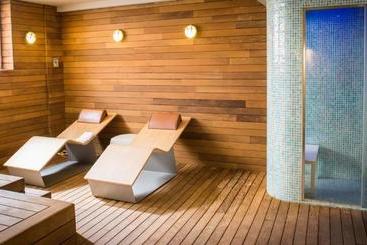 Lagaya Apartaments & Spa