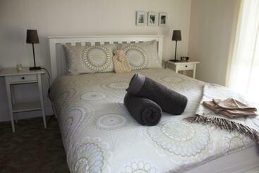 膳宿费 Nathan S Place