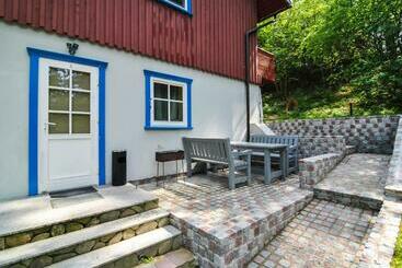 پانسیون Apartamentai Geliu Vila