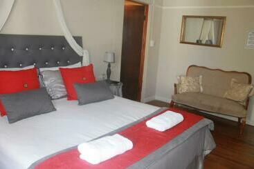 פנסיון Garden Corner Guesthouse