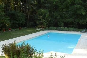 Clos Du Bois Brard B&b