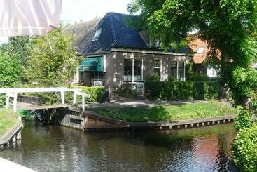 צימר De Galeriet Giethoorn