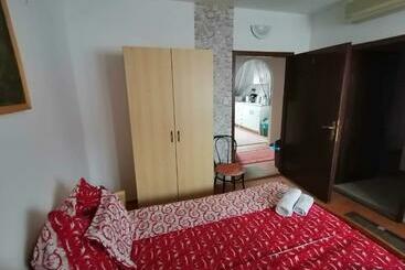 تختخواب و صبحانه Joós Apartman