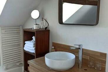 تختخواب و صبحانه Jane Laur   Honfleur