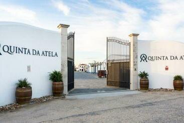 هاستل Quinta Da Atela