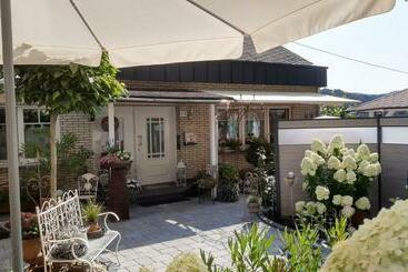 Пансион Landhaus Julia