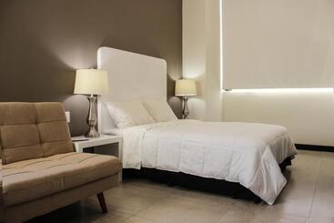 پانسیون Laviu B&b Luxe Suites
