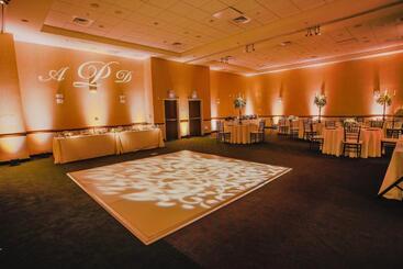 فندق Courtyard By Marriott San Luis Obispo