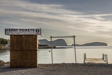 هتل Outsite Ibiza
