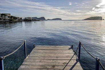 هتل Outsite Ibiza
