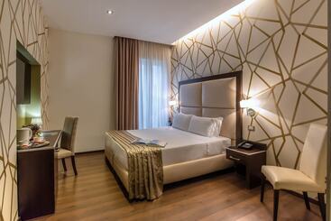 Hotel Catone District