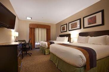 فندق Best Western Wainwright Inn & Suites