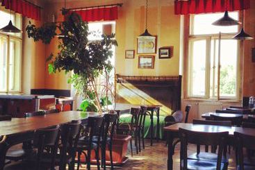 Travellers Hostel Dlouha
