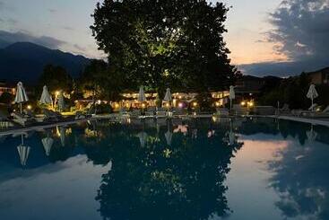 هتل Dion Palace Resort And Spa