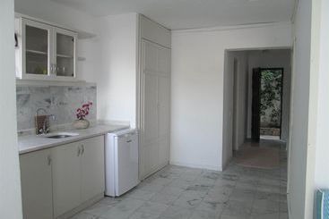 Serena Suites Aparthotel