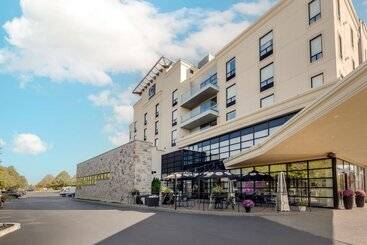 C Hotel By Carmen S, Bw Premier Collection