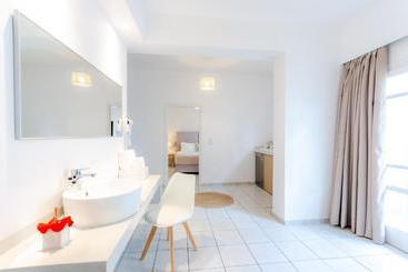 Vergina Studios & Apartments