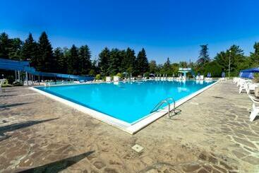 هتل Terme Di Monte Valenza