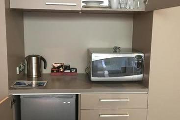 هتل Highview Apartments