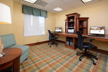 Holiday Inn Express Hotel & Suites Greensboro Airport Area, An Ihg