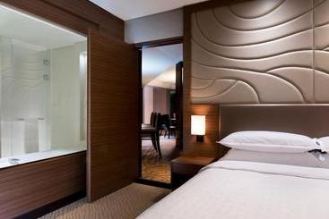 هتل Sheraton Seoul D Cube City