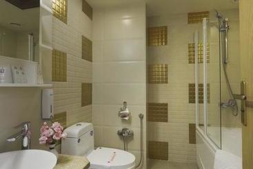 Ferdowsi International Grand Hotel