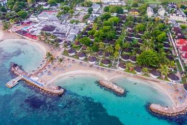 Decameron Club Caribbean Runaway Bay, Ramada All Inclusive Resort