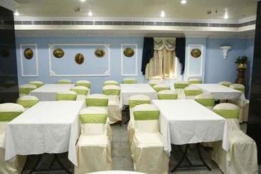 בית מלון כפרי Ik London Residency