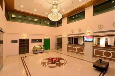 هتل Clarks Inn Airport, Hubli