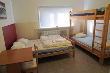 هاستل Fit Guesthouse Keflavik Airport