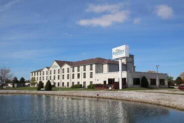 호텔 Baymont Inn & Suites By Wyndham Findlay