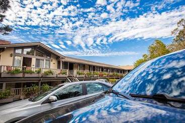 ホテル Comfort Inn Carmel By The Sea