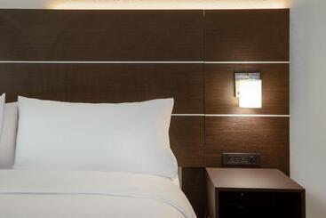 هتل Holiday Inn Express & Suites Rockport   Bay View, An Ihg