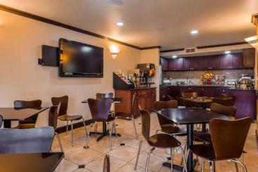 هتل Best Western Orchard Inn