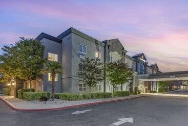 ホテル Best Western Plus Vineyard Inn