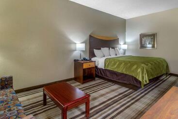 בית מלון כפרי Quality Inn I81 Exit 23