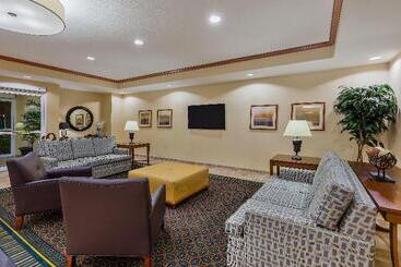 فندق Candlewood Suites Decatur Medical Center, An Ihg