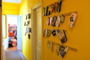 Old Town Hostel Split