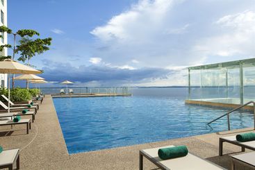 هتل Four Points By Sheraton Sandakan