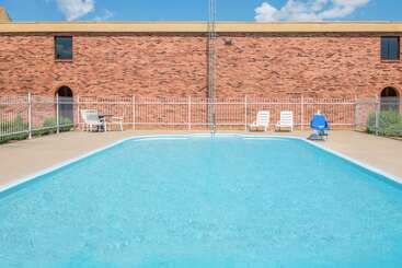 فندق Days Inn By Wyndham Calvert City   Paducah East