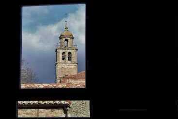 בית מלון כפרי Medinasalim