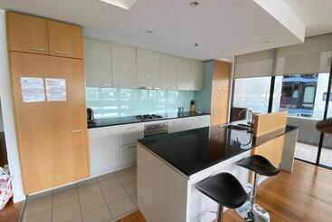 فندق Akom At Docklands